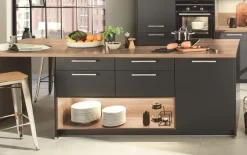 Einbauküche Torna, schwarz supermatt, inkl. Bosch Elektrogeräte
