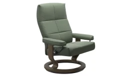 Leder Ruhesessel David (M), Batick Thyme green, Gestell Classic smoked Oak Nachbildung